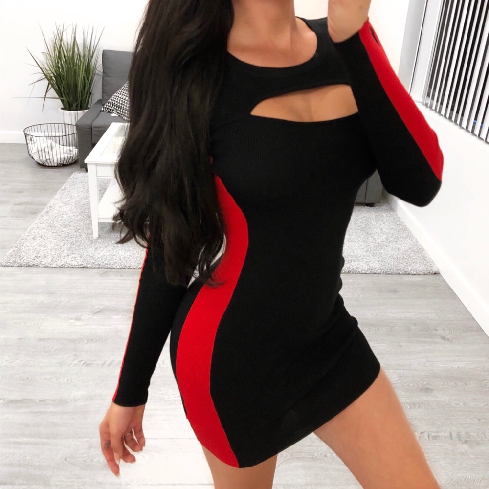 “Race Me Up” dress